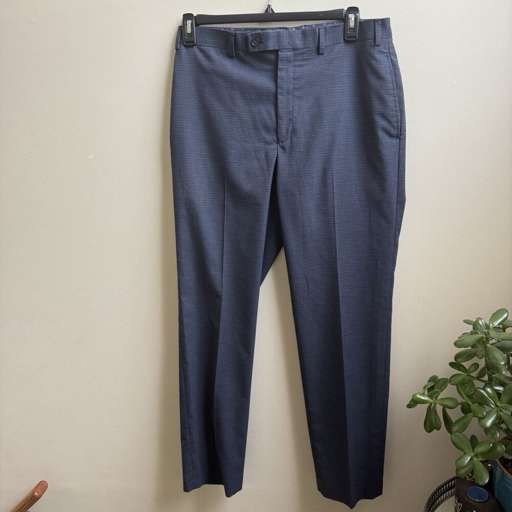 Men’s 35X32 Lauren Ralph Lauren Pants Navy Blue Plaid Flat Front - Picture 1 of 4